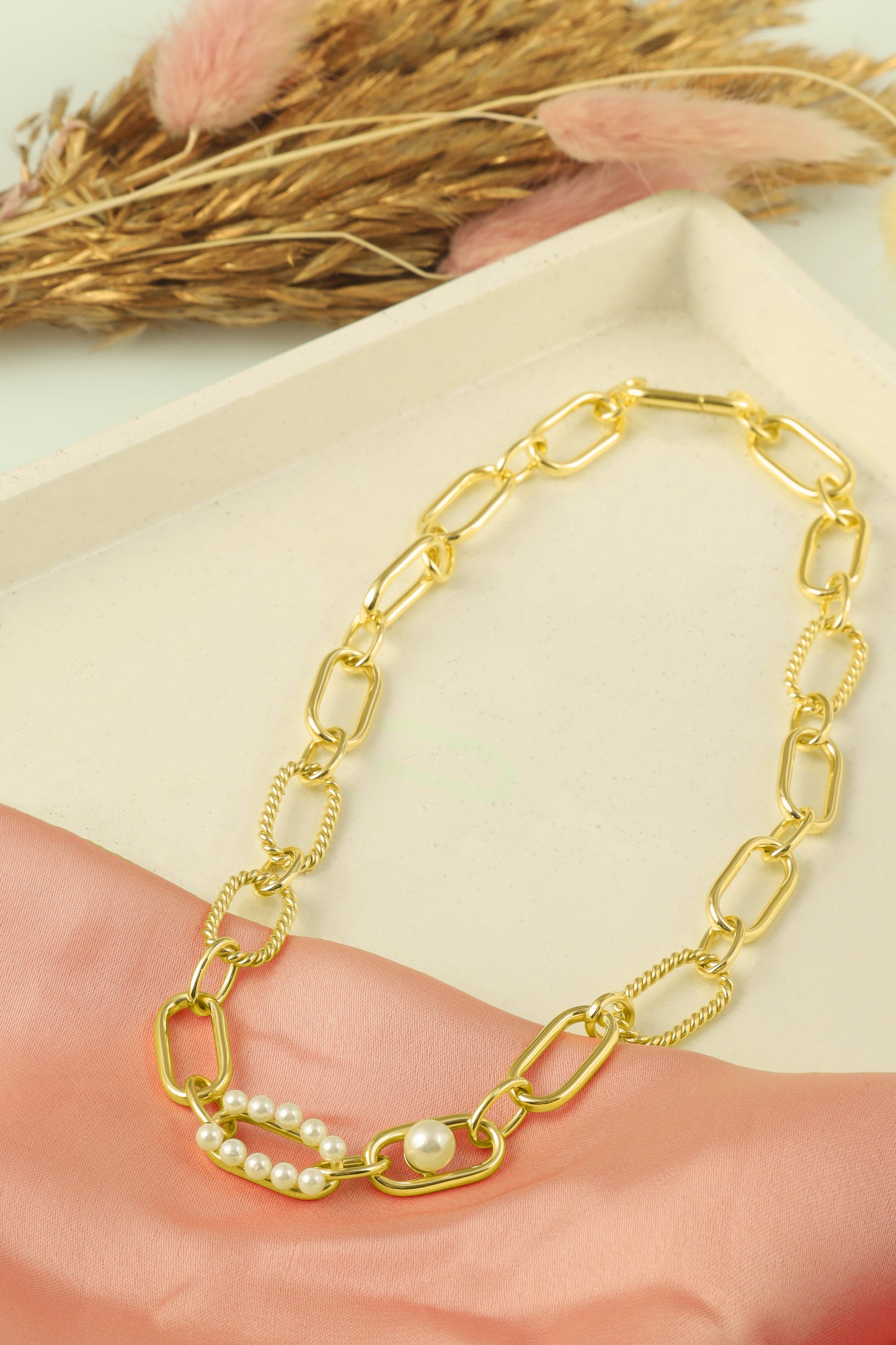Mizuki Pearl Statement Choker Necklace