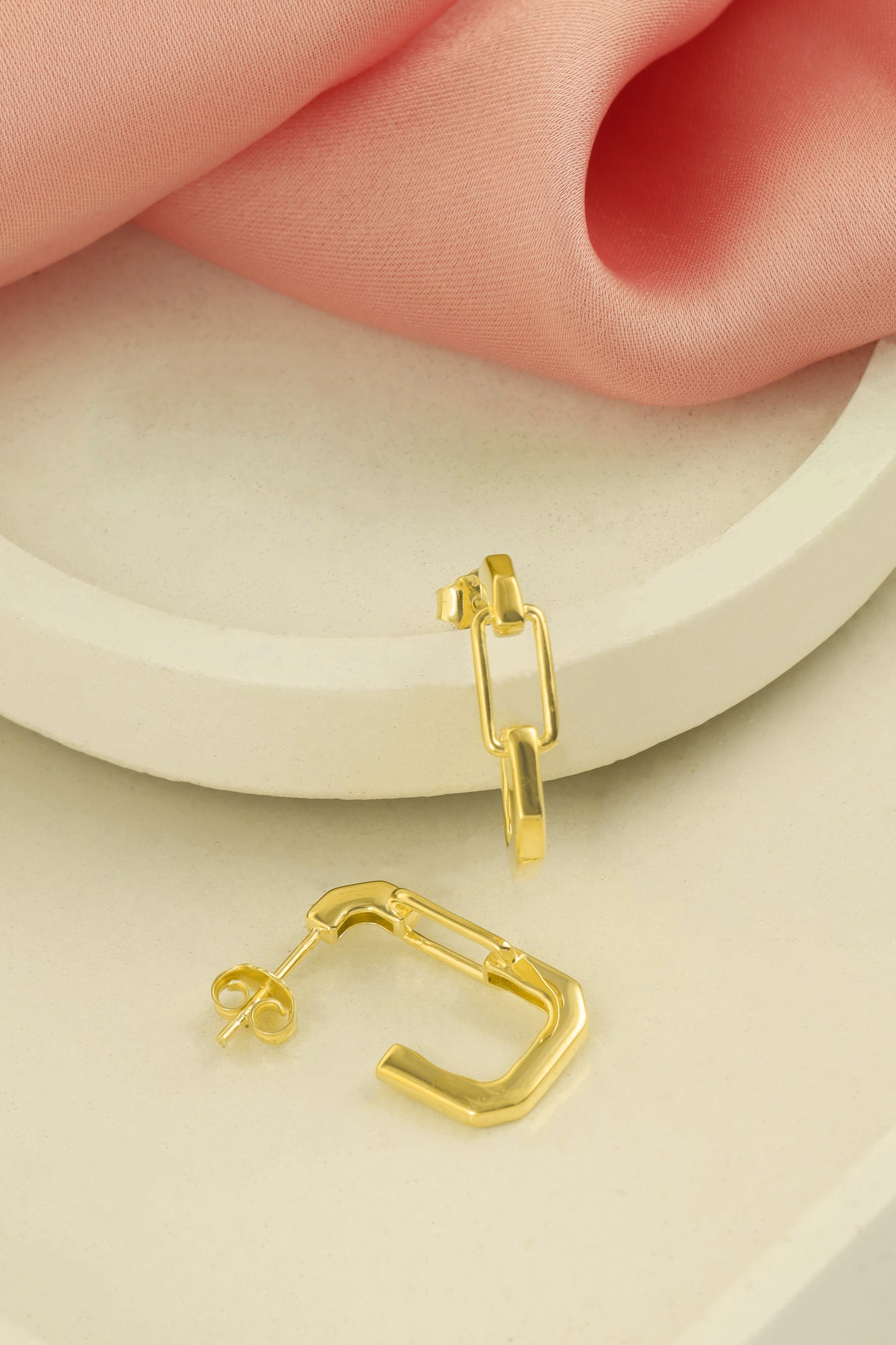 Ukiyo Link Hoop Earrings