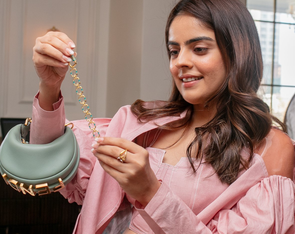 Women’s Day jewellery gift 925 silver pendant with 14kt gold plating