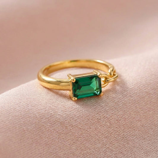 KiraKira Emerald Ring