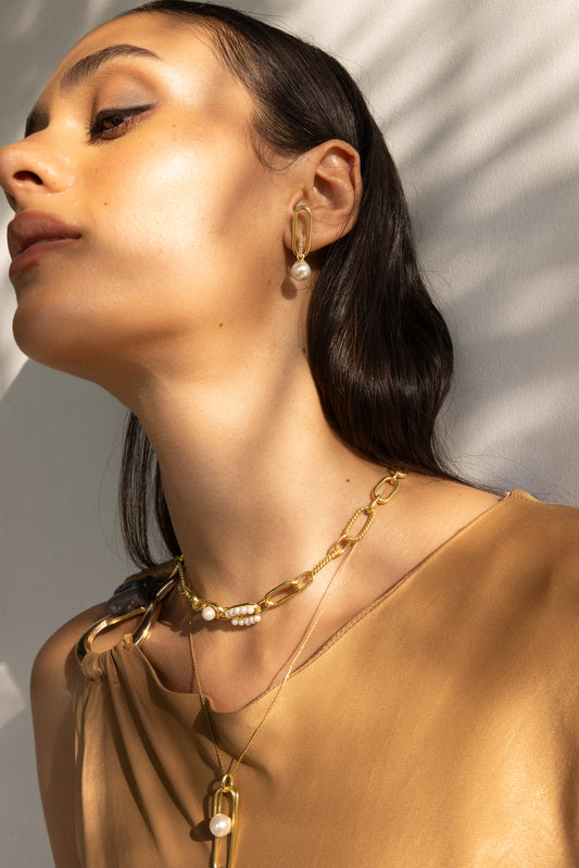 Mizuki Pearl Statement Choker Necklace