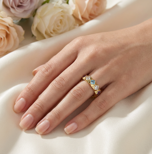 Natsumi Diamond Ring