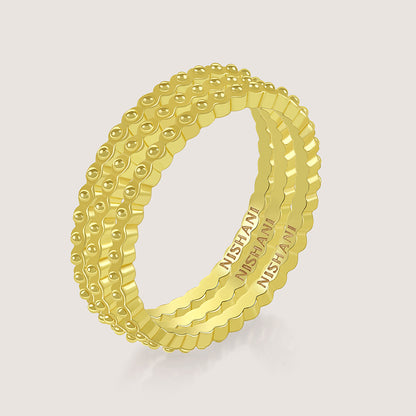 Close-up of Ukiyo Trio Ball Rings — a minimal, gold-plated 925 silver design crafted for everyday wear from Nishani’s Ukiyo collection.