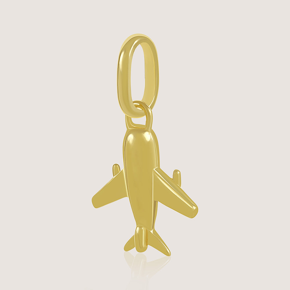 Gold-plated 925 silver charm from the Enishi collection, symbolizing friendship and connection — product - side shot.