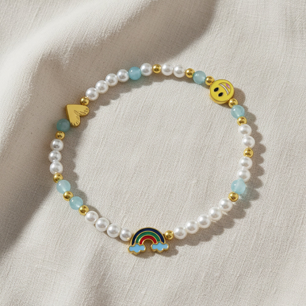 Gold-plated 925 silver bracelet from the Enishi collection, vibrant and symbolic of connection — flat lay shot.