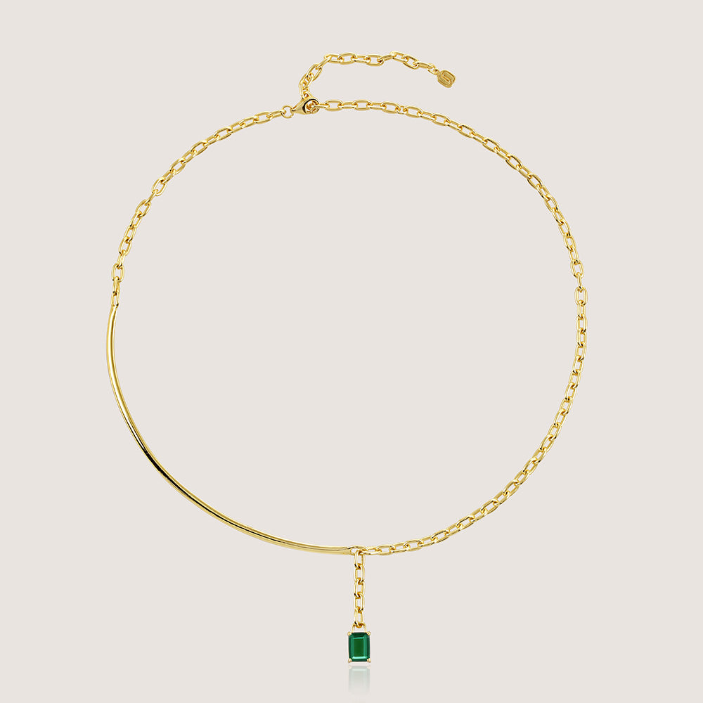 White Background - Front of KiraKira Emerald Choker | 925 Silver Gold-Plated from Nishani’s Kira Kira festive collection — handcrafted emerald jewelry, necklace in gold-plated 925 silver.