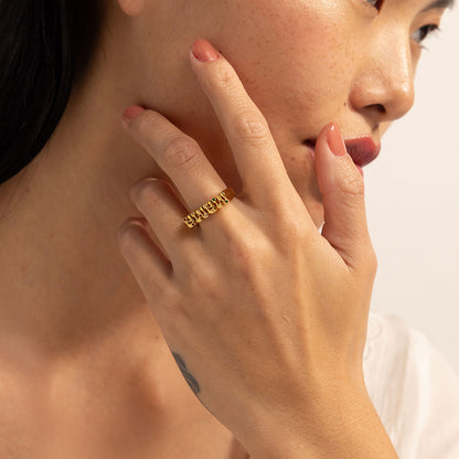Gold-plated 925 silver Mama ring, a minimal and meaningful piece celebrating motherhood