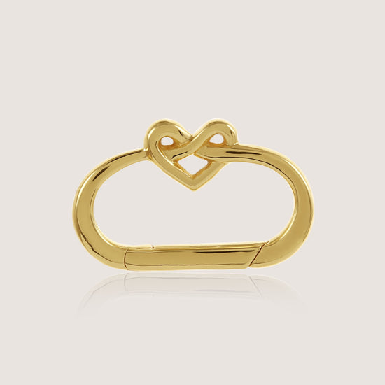 Charm carrier Heart knot lock