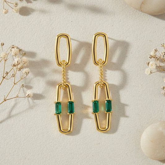 KiraKira Danglers –  highlighting its festive sparkle and glamour, part of Nishani’s KiraKira Collection.