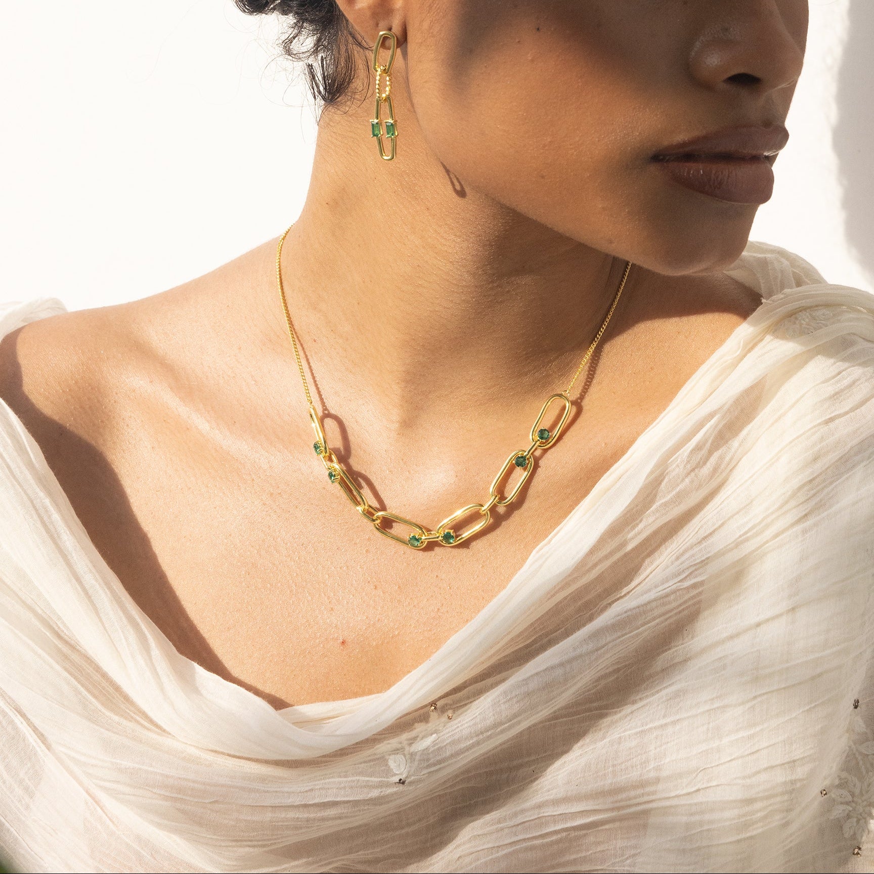 KiraKira Necklace –  highlighting its festive sparkle and glamour, part of Nishani’s KiraKira Collection.