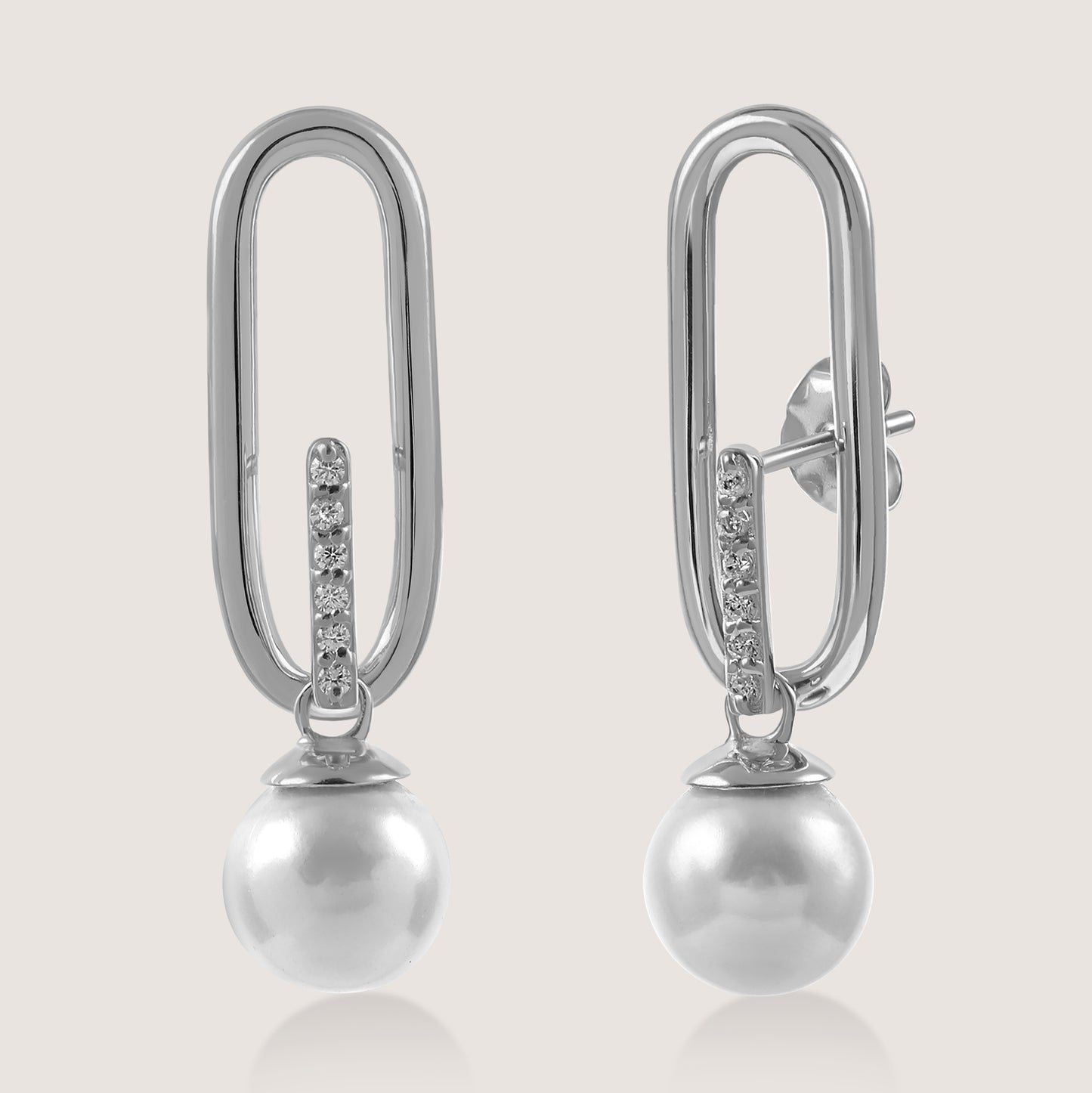 Mizuki Pearl Danglers –  highlighting its pearl elegance and sophisticated charm, part of Nishani’s Mizuki Collection.