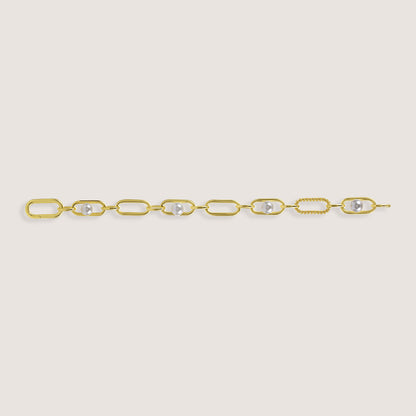 Mizuki Pearl Link Bracelet –  highlighting its pearl elegance and sophisticated charm, part of Nishani’s Mizuki Collection.
