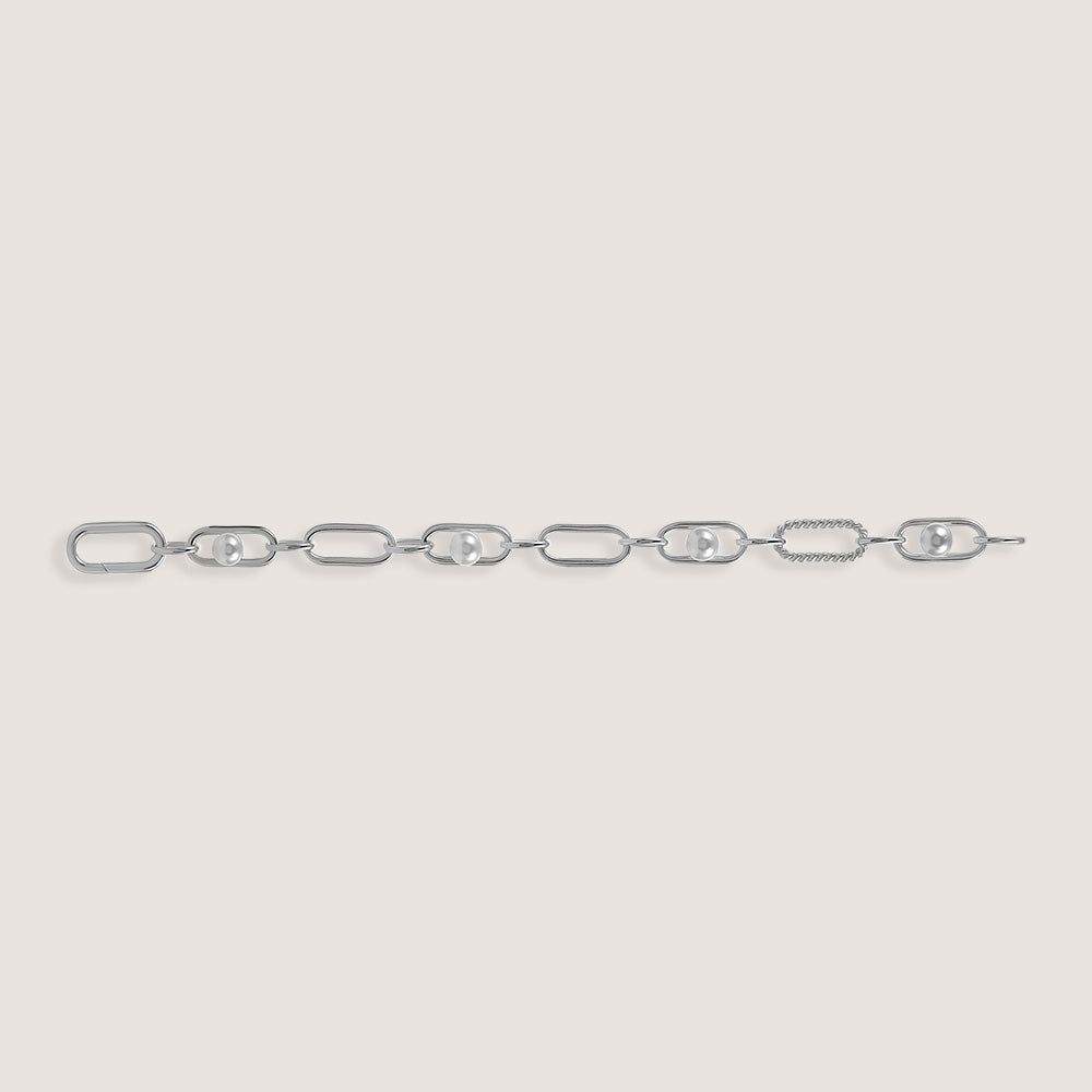 Mizuki Pearl Link Bracelet –  highlighting its pearl elegance and sophisticated charm, part of Nishani’s Mizuki Collection.
