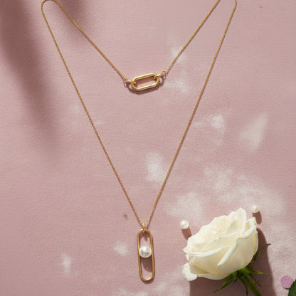 Mizuki Pearl Necklace –  highlighting its pearl elegance and sophisticated charm, part of Nishani’s Mizuki Collection.