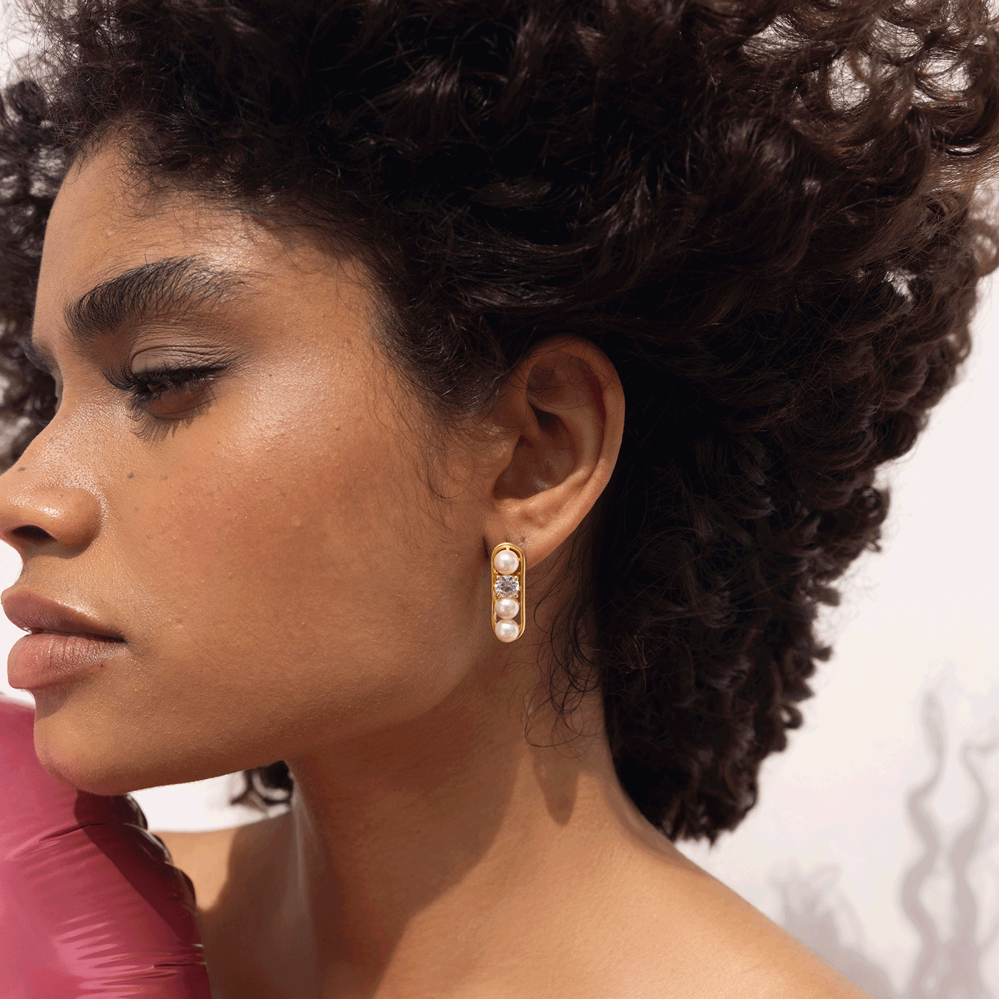 Mizuki Pearl Studs –  highlighting its pearl elegance and sophisticated charm, part of Nishani’s Mizuki Collection.