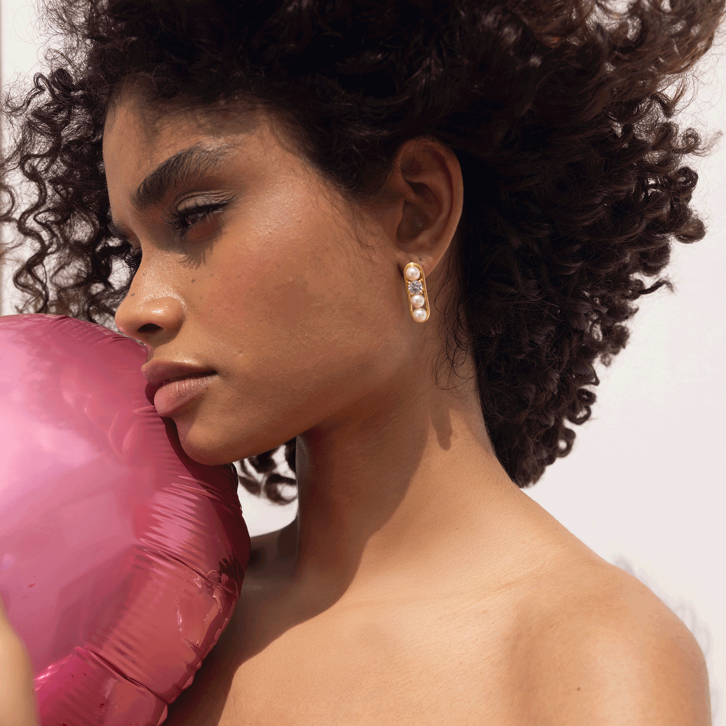 Mizuki Pearl Studs –  highlighting its pearl elegance and sophisticated charm, part of Nishani’s Mizuki Collection.