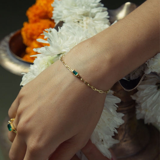 Model Image 1 of KiraKira emerald chain Bracelet | 925 Silver Gold Plated from Nishani’s Kira Kira festive collection — handcrafted bracelet in gold-plated 925 silver.