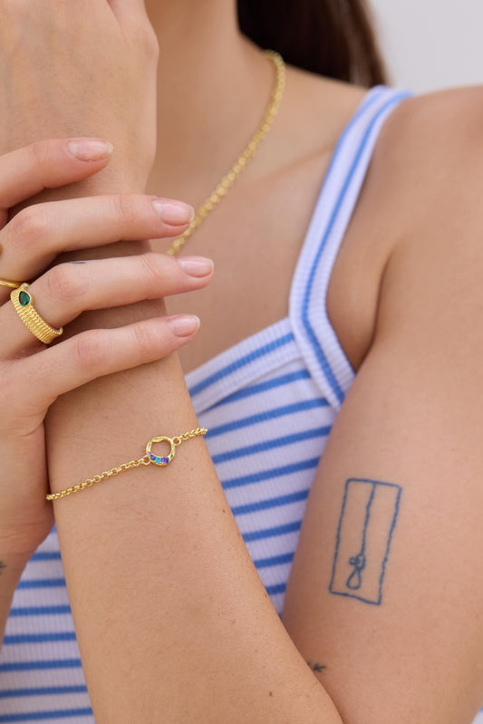 Natsumi Circle Charm Bracelet