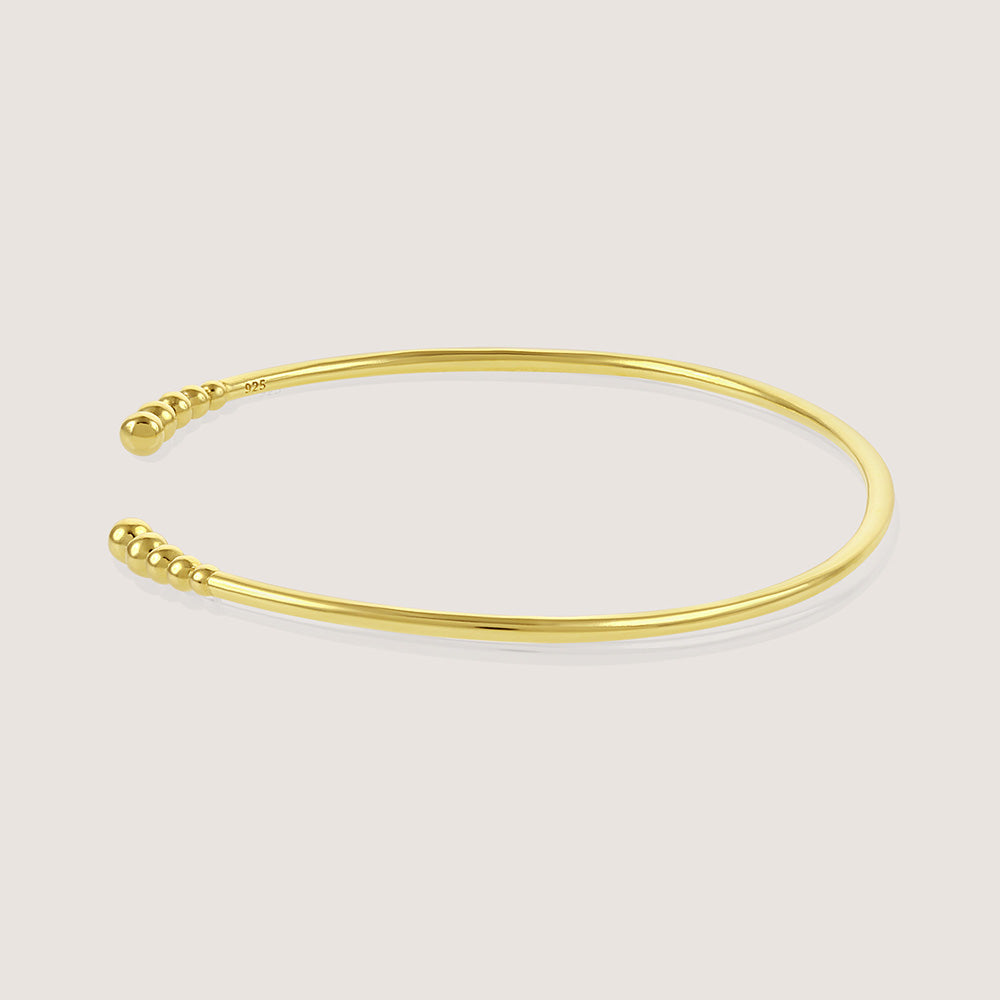Side of Ukiyo Open Bangle — a minimal, gold-plated 925 silver design crafted for everyday wear from Nishani’s Ukiyo collection.