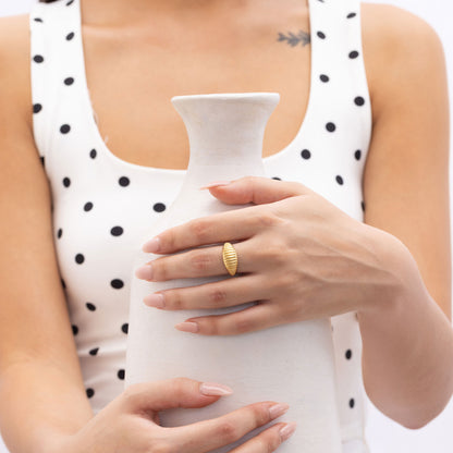 Ukiyo Ridges Ring — a minimal, rhodium-plated 925 silver design crafted for everyday wear from Nishani’s Ukiyo collection.