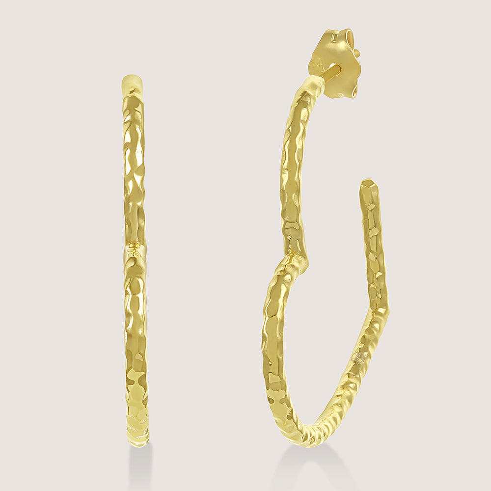 Ukiyo Textured Heart Hoops — a minimal, gold-plated 925 silver design crafted for everyday wear from Nishani’s Ukiyo collection.
