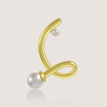 Ukiyo twisted pearl earrings — a minimal, gold-plated 925 silver design crafted for everyday wear from Nishani’s Ukiyo collection.