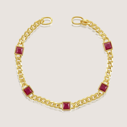 White Background - Front of KiraKira curb chain Bracelet | 925 Silver Gold Plated from Nishani’s Kira Kira festive collection — handcrafted bracelet in gold-plated 925 silver.