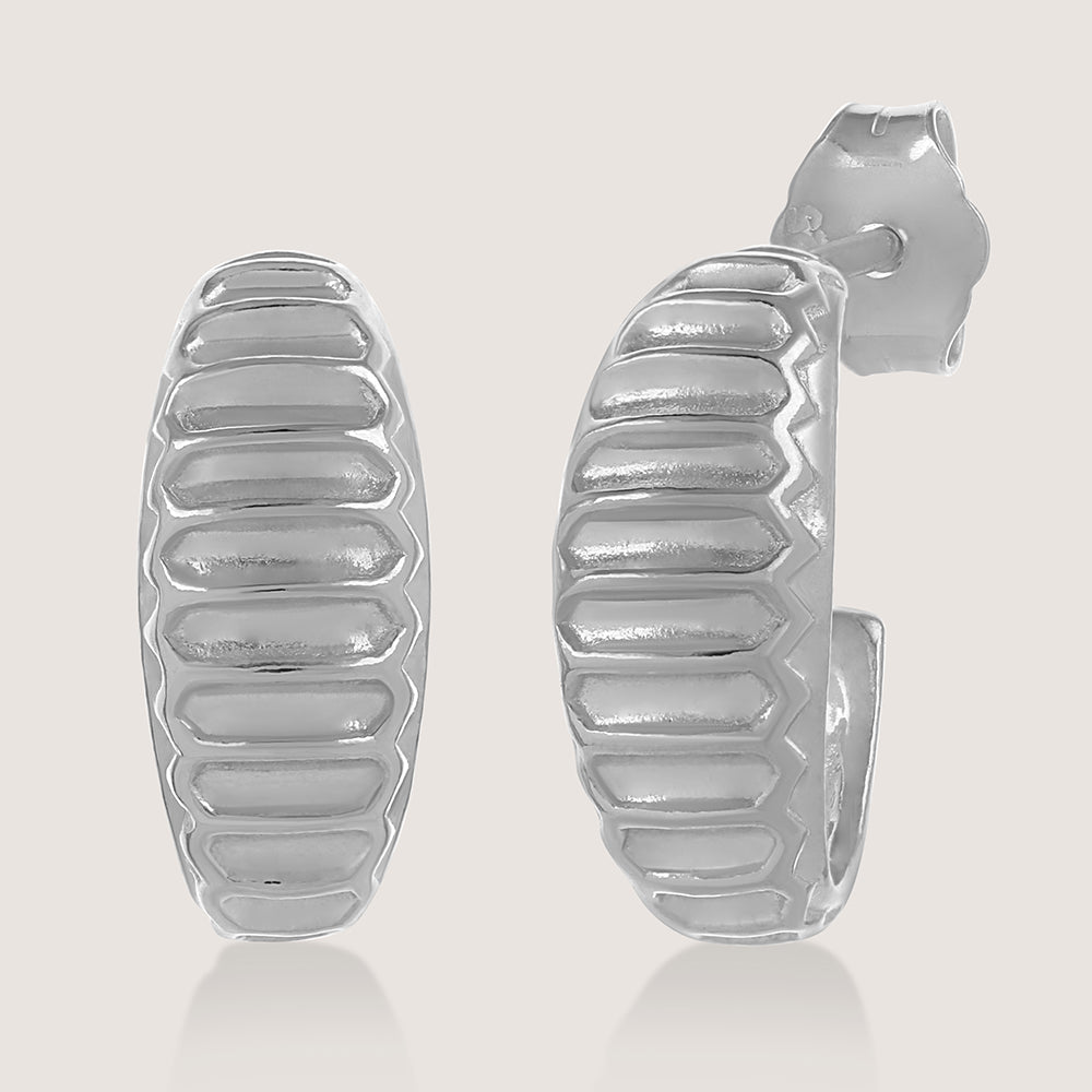 White Background - Front of Ukiyo Ridges Huggies — a minimal, rhodium-plated 925 silver design crafted for everyday wear from Nishani’s Ukiyo collection.