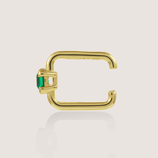 White Background - Side of KiraKira Emerald Earcuff | 925 Silver Gold-Plated from Nishani’s Kira Kira festive collection — handcrafted emerald jewelry, earrings in gold-plated 925 silver.