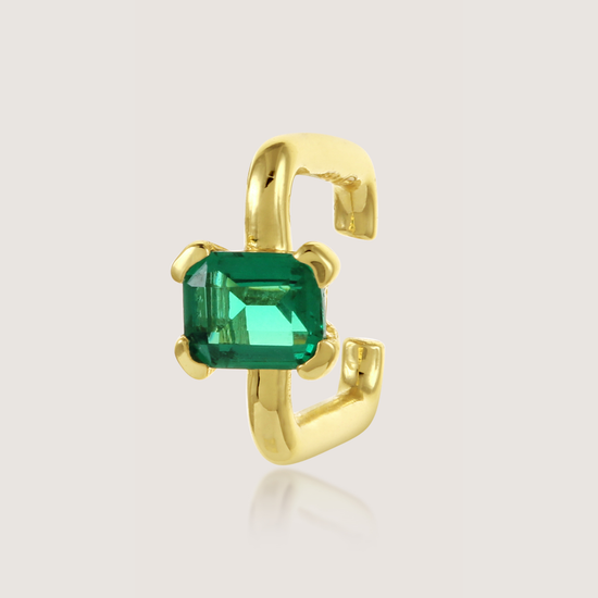 White Background - Side of KiraKira Emerald Earcuff | 925 Silver Gold-Plated from Nishani’s Kira Kira festive collection — handcrafted emerald jewelry, earrings in gold-plated 925 silver.