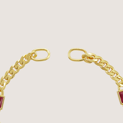 White Background - Side of KiraKira curb chain Bracelet | 925 Silver Gold Plated from Nishani’s Kira Kira festive collection — handcrafted bracelet in gold-plated 925 silver.