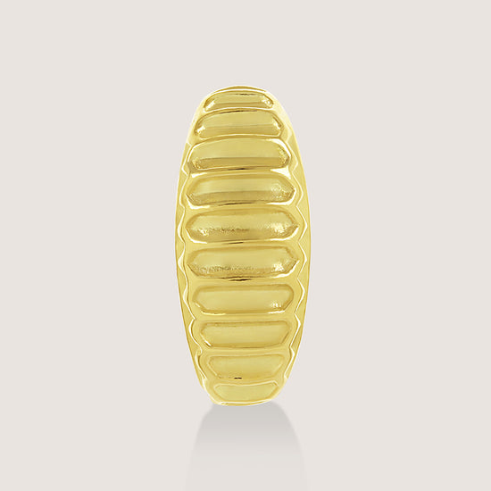 White Background - Side of Ukiyo Ridges Huggies — a minimal, gold-plated 925 silver design crafted for everyday wear from Nishani’s Ukiyo collection.