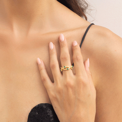 KiraKira Ring –  highlighting its festive sparkle and glamour, part of Nishani’s KiraKira Collection.