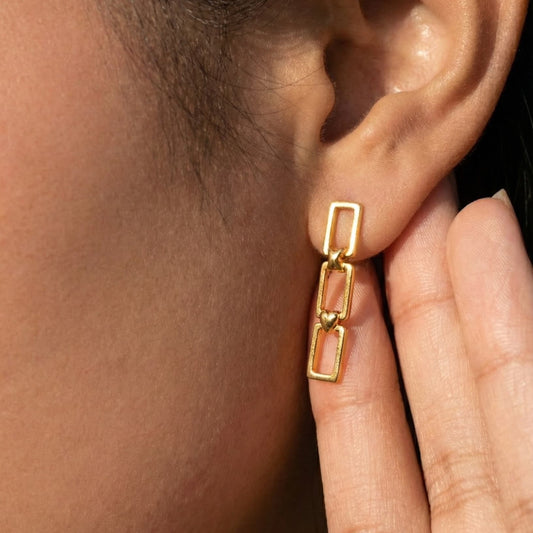 xo earrings crafted in 925 sterling silver